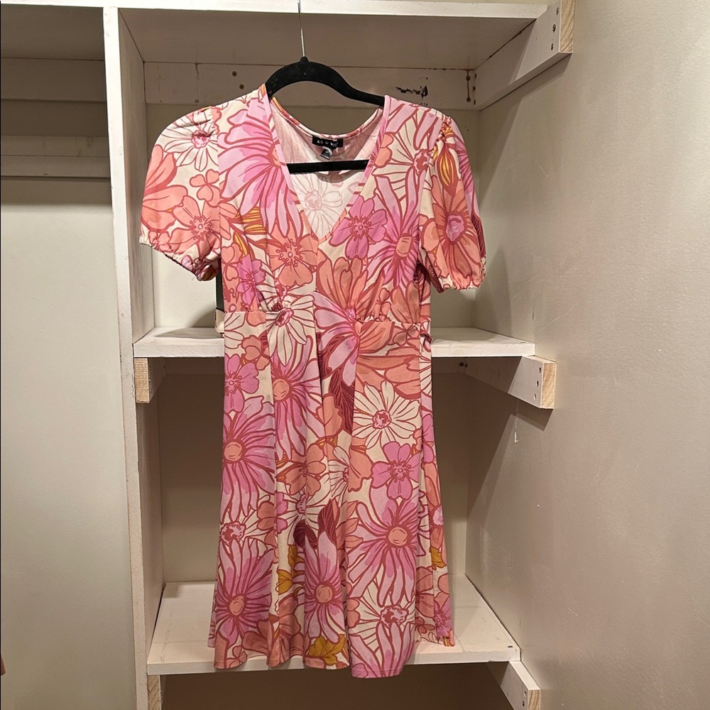 1960s psychedelic retro inspired mini dress